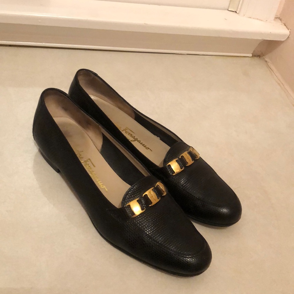 Salvatore Ferragamo Women's Black Leather Loafer Pumps Size 8